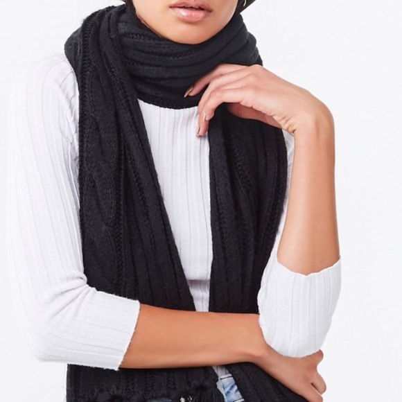 Cable Knit Oblong Scarf - Picture 1 of 5